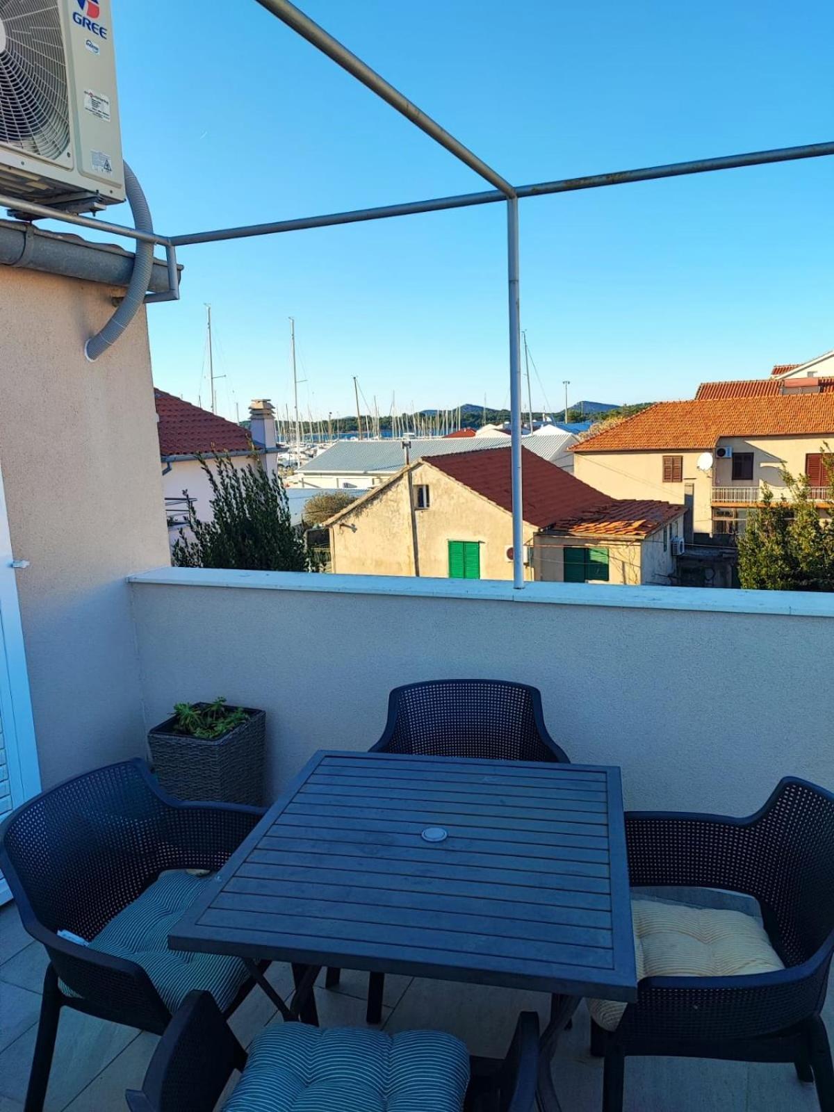 Apartment Hramina Murter Zewnętrze zdjęcie